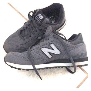 Men’s new balance shoes